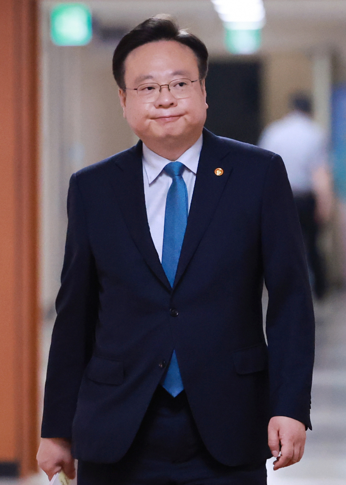조은석 특별검사팀이 7일 신원식 전 국가안보실장과 조규홍 전 보건복지부 장관을 참고인 신분으로 소환해 조사중이다. 사진은 지난 5월28일 조규홍 보건복지부 장관이 정부서울청사에서 열린 국무회의에서 참석하고 있는 모습. /사진=뉴시스(대통령실통신사진기자단)
