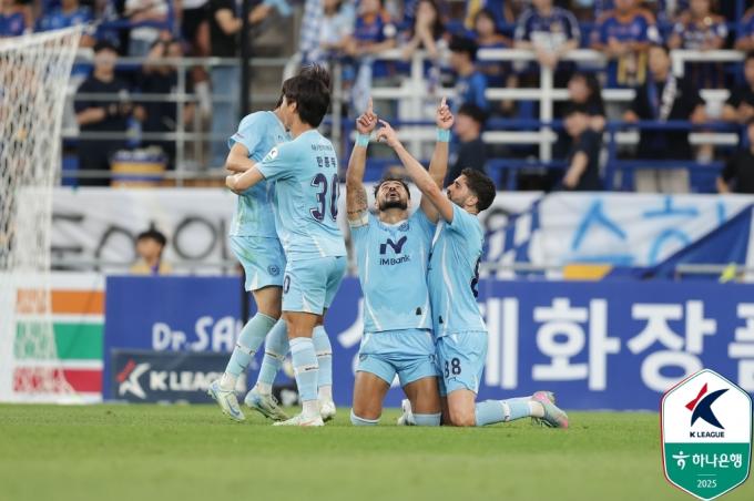 리그 최하위 대구가 괴로운 시간을 보내고 있다. 무려 13경기 동안 승리가 없다. (한국프로축구연맹 제공)