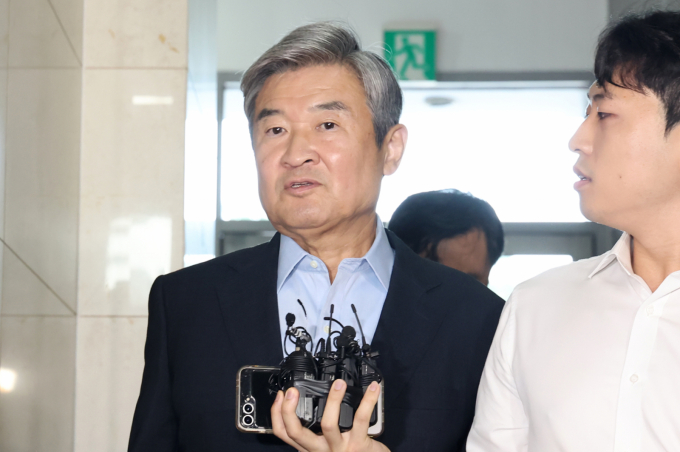 이명현 특별검사팀이 8일 서울 서초구 특검 사무실에 조태용 전 국가안보실장과 임기훈 전 국방비서관을 다시 불러 대면 조사를 진행한다. 사진은 지난달 29일 조태용 전 국가정보원장이 서울 서초구 이명현 특별검사 사무실에 피의자 신분으로 출석하고 있는 모습. /사진=뉴스1