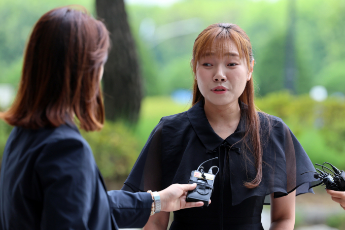 김예지 국민의힘 의원이 11일 서울 서초구 서울고등검찰청에 마련된 내란특검(특별검사 조은석)에 참고인 조사를 위해 출석했다. /사진=뉴스1