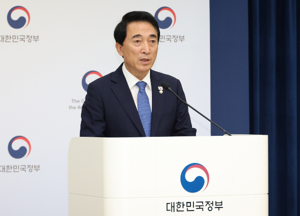 더불어민주당이 이재명 정부 첫 특별사면에 대한 입장을 전했다. 사진은 박수현 더불어민주당 수석대변인 모습. /사진=뉴시스
