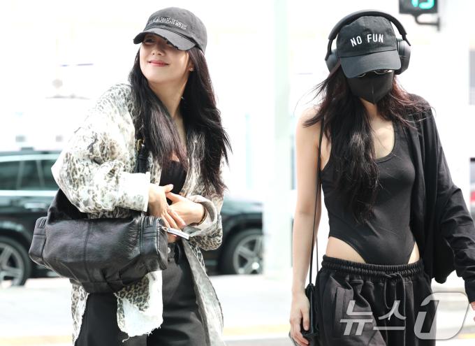 블랙핑크 지수와 제니(오른쪽) ⓒ News1 권현진 기자