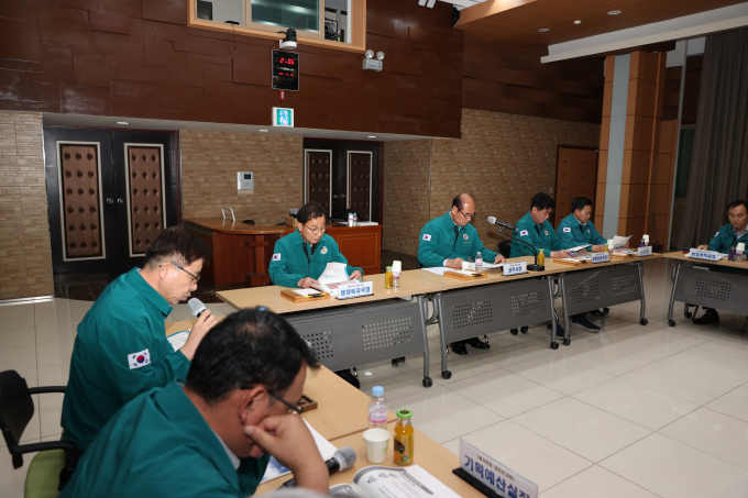 지난 12일 상주시청 대회의실에서 '2025년 을지연습 준비상황·충무계획 검토보고회'가 열리고 있다./사진제공=경북 상주시