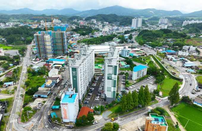 보성읍 원봉리 소재 성암해그린아파트 단지./사진=보성군