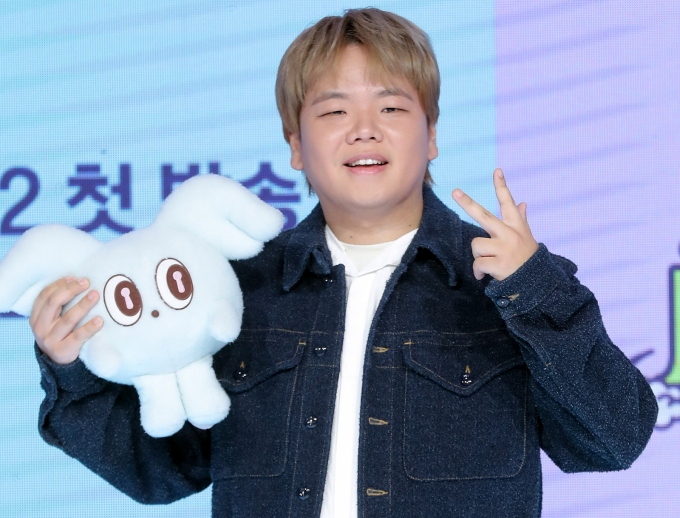 여행 크리에이터 곽튜브(본명 곽준빈)가 일반인 여자친구와 열애중임을 고백했다. 사진은 지난 3월 서울 마포구 상암동 쇼킹케이팝센터에서 진행된 ENA 예능 '지구마불 세계여행3' 제작발표회에 참석한 여행 크리에이터 곽튜브. /사진=스타뉴스