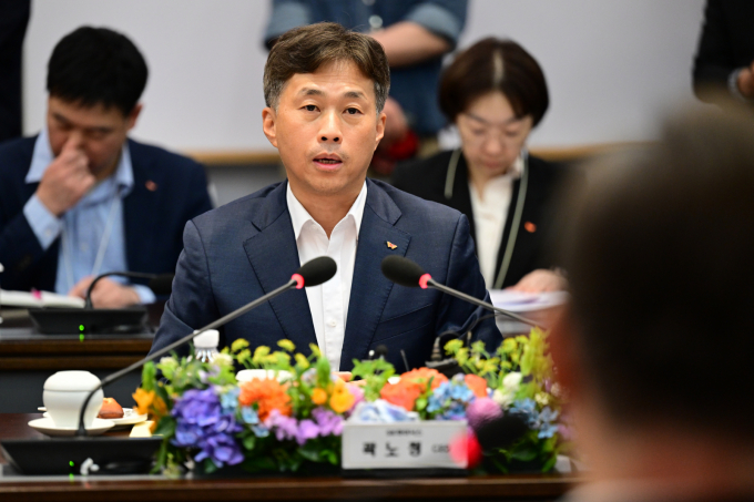 곽노정 SK하이닉스 대표이사 사장이 지난 4월28일 오후 경기도 이천시 SK하이닉스 이천캠퍼스에서 열린 'K-반도체' AI메모리반도체 기업 간담회에서 발언을 하고 있다. / 사진=뉴시스 조성봉 기자 