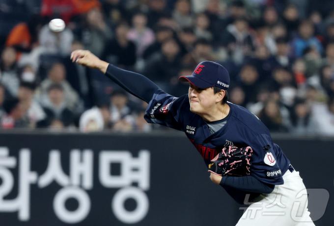 롯데 자이언츠 마무리 투수 김원중. 2025.4.3/뉴스1 ⓒ News1 김기남 기자
