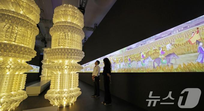[뉴스1 PICK]3D 영상에 펼쳐지는 조선왕조 의궤 '헤리티지: 더 퓨처 판타지'