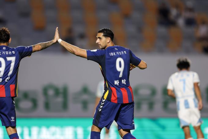 수원FC 공격수 싸박. (한국프로축구연맹 제공)