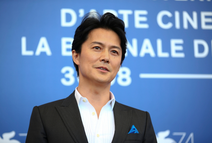 일본 배우 겸 가수 후쿠야마 마사하루가 후지TV 고위 간부와 함께 여성 아나운서들을 상대로 한 '성접대 모임' 핵심 인물로 밝혀져 논란이 일고 있다. 사진은 후쿠야마가 2017년 9월5일 이탈리아 베니스에서 열린 제74회 베니스 영화제에 참석한 모습. /사진=로이터 