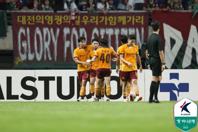 구단 첫 코리아컵 결승 진출에 도전하는 광주FC. (한국프로축구연맹 제공)