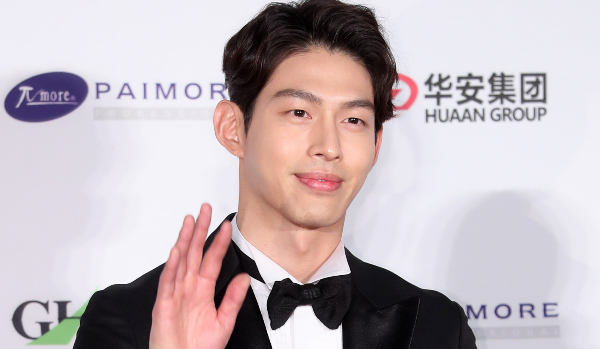 UN 출신 가수 겸 배우 최정원이 스토킹 혐의로 입건된 것과 관련해 입장을 밝혔다. 사진은 가수 겸 배우 최정원. /사진=머니투데이