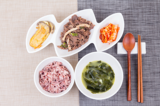 맞벌이 중인 아내가 아침을 차려주지 않아 서운하다는 한 남편의 사연이 알려지며 누리꾼들의 공분을 샀다. /사진=클립아트코리아