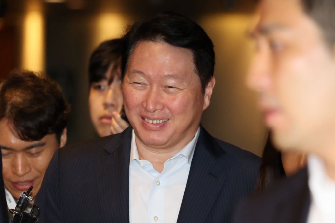 최태원 SK그룹 회장이 18일 오전 서울 광진구 워커힐호텔에서 열린 2025이천포럼에 참석하고 있다. / 사진=뉴시스 권창회 기자