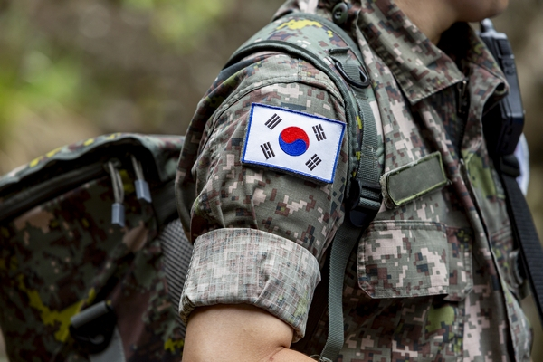 휴가 나온 군 장병이 해외로 탈영하는 사례가 잇따르고 있다. 사진은 기사 내용과 직접적인 관련이 없음. /사진=클립아트코리아