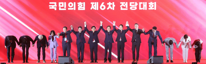  국민의힘 당대표·최고위원·청년 최고위원에 출마한 후보들이 국민의힘 제6차 전당대회에 참석했다. 사진은 22일 충북 청주시 오스코에서 열린 제6차 전당대회. /사진=뉴시스(공동취재)
