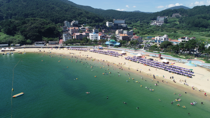 거제 와현해수욕장 모습./사진=거제시