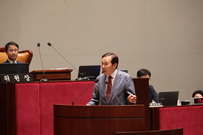  김기웅 국민의힘 의원(대구 중구·남구)은 25일 열린 국회 예산결산특별위원회 종합정책질의를 이어가고 있다./사진제공=김기웅 국민의힘 국회의원실
