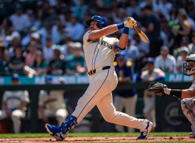 시애틀 매리너스 칼 롤리가 포수로는 처음 시즌 50번째 홈런포를 쏘아 올렸다. 사진은 시애틀에서 활약 중인 롤리의 모습. /사진=로이터