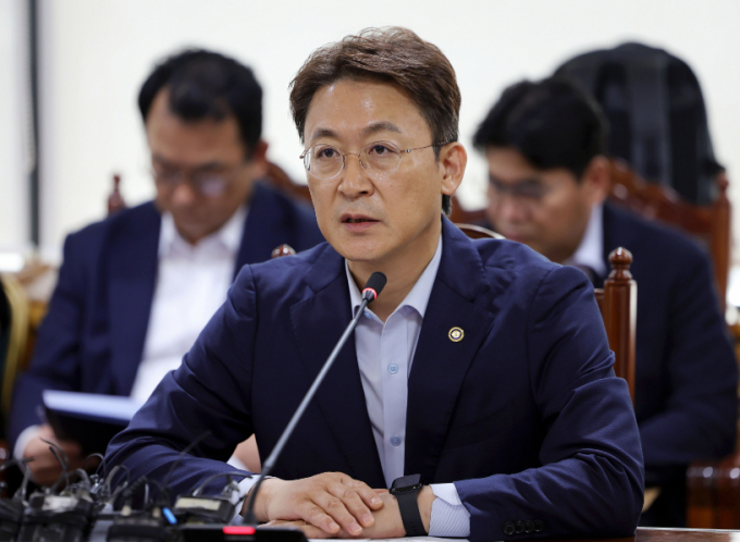 금융위원회와 보험사들이 상생기금 조성을 통한 무상보험 가입을 26일 본격 추진하기로 했다./사진=뉴시스 홍효식 기자 