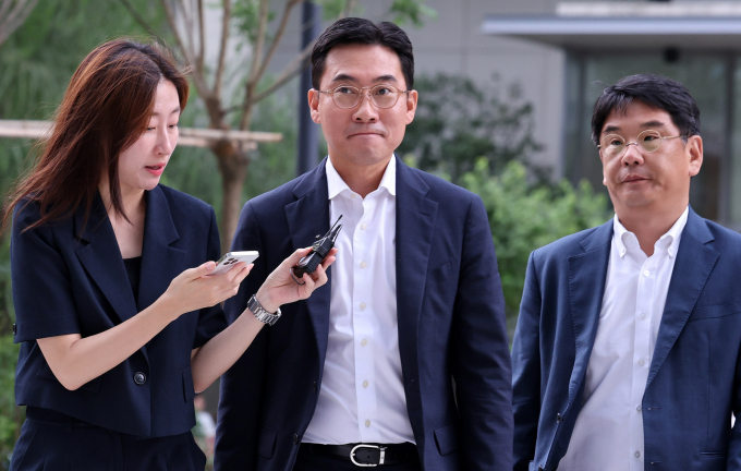 김건희 특검팀(특별검사 민중기)이 27일 서울 종로구 소재 특검 사무실에 조영탁 IMS모빌리티 대표를 재소환해 조사중이다. 사진은 지난 20일 조영탁 IMS모빌리티 대표가 서울 종로구에 마련된 김건희 특검팀(특별검사 민중기) 사무실로 2차 소환조사를 받기 위해 출석하고 있는 모습. /사진=뉴스1