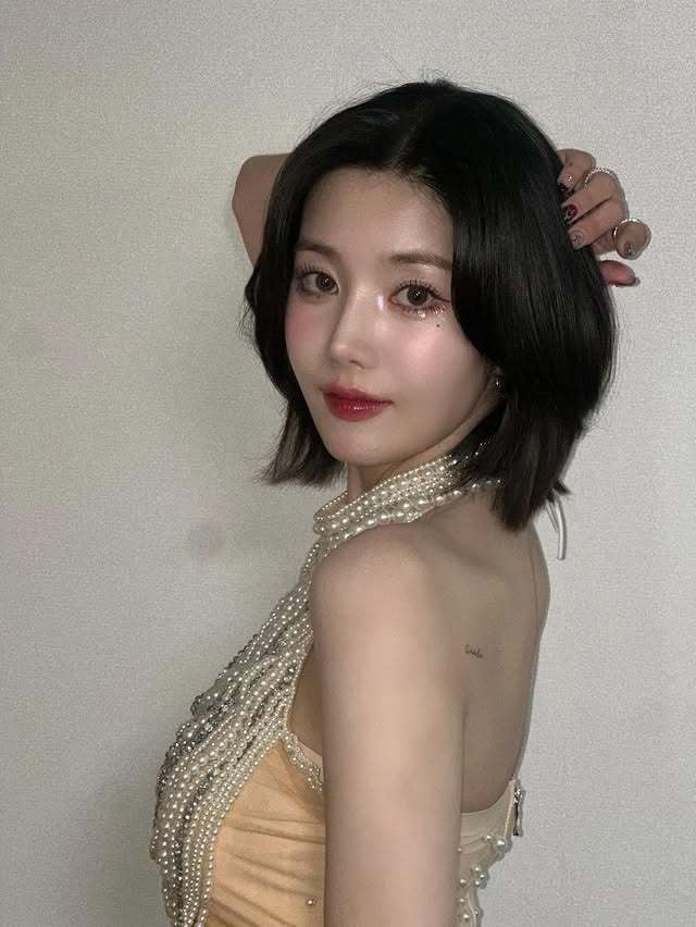 권은비 SNS