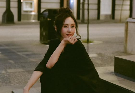 가수 지나가 의미심장한 심경글을 남겼다. /사진=지나 인스타그램