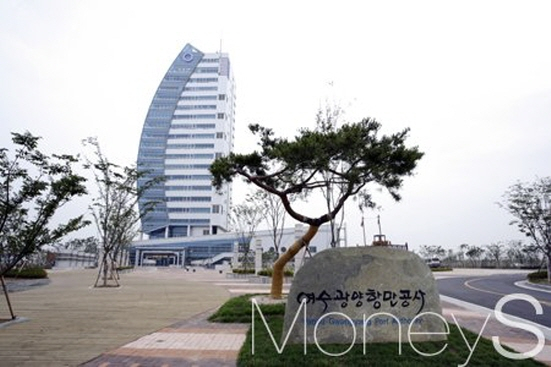 여수광양항망공사 전경.