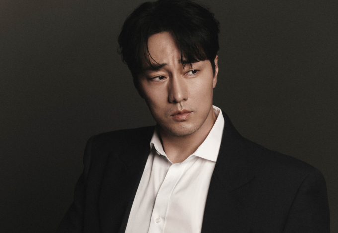배우 소지섭, 옥택연 등이 소속된 51k가 매니저 사칭 피해 주의를 당부했다. 넷플릭스 오리지널 시리즈 '광장'에 출연한 배우 소지섭. /사진=넷플릭스 제공