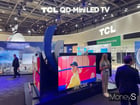 'IFA 2025'에서 TCL의 전시장에 설치된 QD 미니 LED TV. / 사진=이한듬 기자