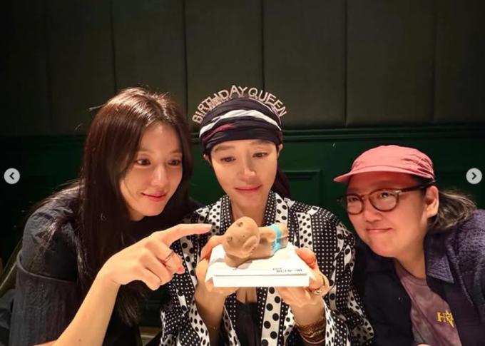 김혜수 인스타그램