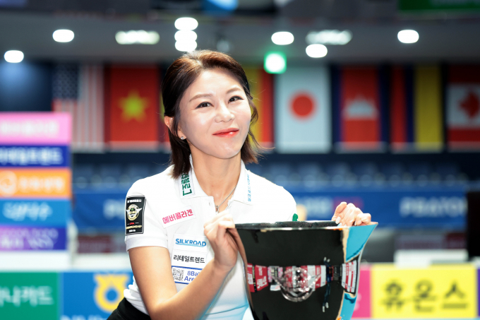 김가영이 통산 16번째 우승이자 2025-26시즌 두 번째 우승을 차지했다. 사진은 지난 7일 경기 고양킨텍스 PBA스타디움에서 열린 2025-26시즌 4차 투어 SY베리테옴므 PBA-LPBA 챔피언십 LPBA 결승전에서 우승을 차지한 김가영의 모습. /사진=프로당구협회(PBA) 제공