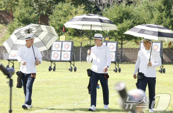 광주 2025 현대 세계 양궁선수권대회 컴파운드에 출전한 김종호, 최용희, 최은규. /뉴스1 ⓒ News1 김태성 기자