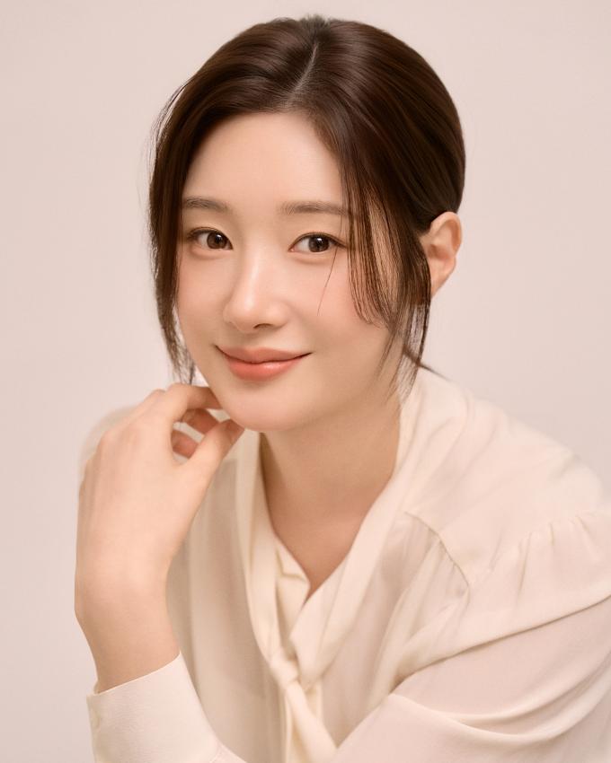 정채연/BH엔터테인먼트