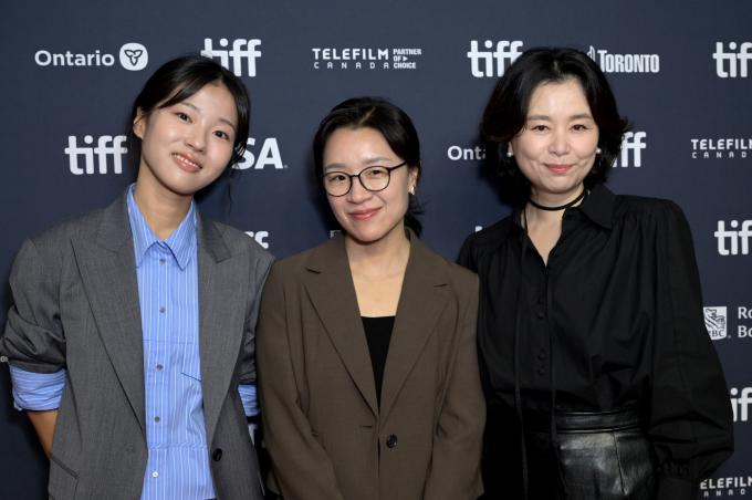 '세계의 주인' 서수빈, 윤가은 감독, 장혜진(왼쪽부터, Darren Eagles / Getty Images 제공)