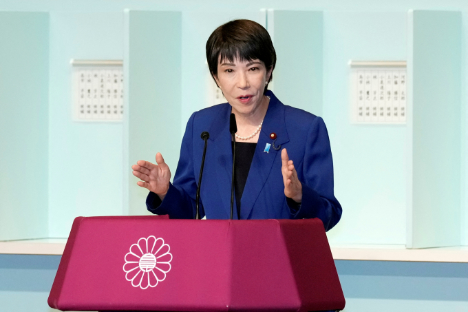 극우 성향으로 알려진 다카이치 사나에 전 경제안보상이 일본 자민당 총재 선거 출마 의사를 주변인들을 통해 드러냈다. 사진은 다카이치 전 경제안보상이 지난해 9월27일 일본 도쿄 자유민주당 대표 선거 결선 투표에서 연설하는 모습. /사진=로이터
