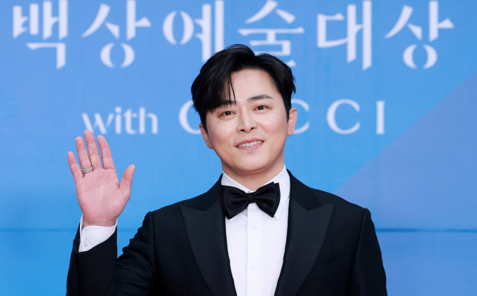배우 조정석이 '부산행'을 연출한 연상호 감독에게 대치동 빌딩을 팔았다.사진은 지난 5월 서울 강남구 코엑스에서 열린 '61회 백상예술대상' 레드카펫에 참석한 배우 조정석. /사진=뉴스1