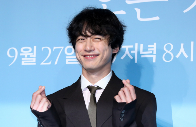 일본 인기 배우 사카구치 켄타로가 비연예인 여성과 동거 중인 것으로 알려졌다. 사진은 지난해 9월 서울 중구 웨스틴조선에서 열린 쿠팡플레이 시리즈 '사랑 후에 오는 것들'(감독 문현성) 제작발표회에 참석한 일본 배우 사카구치 켄타로. /사진=뉴시스