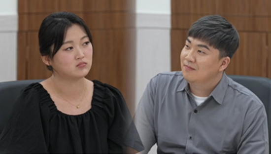 당당히 외도를 고백하는 남편에 패널들이 경악을 금치 못했다. /사진=JTBC 제공