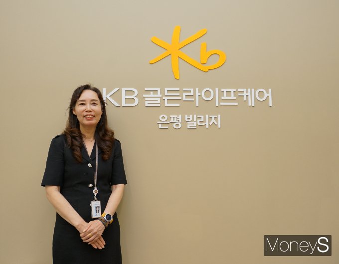 은평빌리지를 관리하고 있는 심연자 시설장은 20년 넘는 경력을 자랑하는 베테랑이다. /사진=유찬우 기자