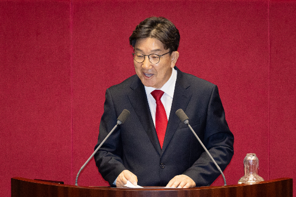 권성동 국민의힘 의원에 대한 체포 동의안이 국회 본회의를 통과했다. 사진은 권성동 국민의힘 의원이 11일 서울 여의도 국회에서 열린 제429회 국회(정기회) 제4차 본회의에서 자신에 대한 체포동의안 상정에 신상 발언하는 모습. /사진=뉴스1