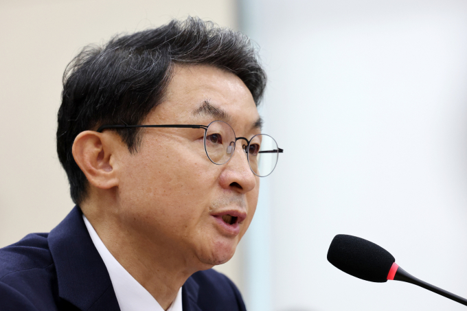 이억원 금융위원장이 지난 2일 서울 여의도 국회에서 열린 국회 정무위원회에서 열린 인사청문회에 출석해 의원 질의에 답변하고 있는 모습./사진=뉴스1