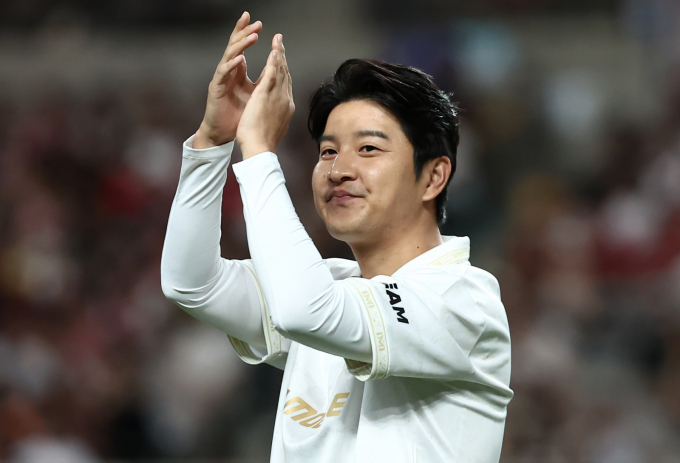 아이콘 매치 결승골을 터트린 후 원색적인 비난을 받았던 박주호가 팬들의 마음을 이해한다는 반응을 보였다. 사진은 지난 13일 서울월드컵경기장에서 열린 2025 넥센 아이콘 매치 이벤트에 참석한 박주호의 모습. /사진=뉴스1