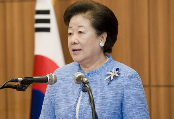 한학자 통일교 총재 측이 오는 17일 오전 10시 김건희 특검팀에 출석해 조사받겠다고 알렸다. 사진은 한학자 통일교 총재 모습. /사진=통일교 제공