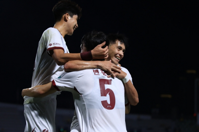 지난 9월14일 K리그1 29라운드 수원FC전 광주FC 변준수가  득점 세리머니를 펼치고 있다./사진=광주FC