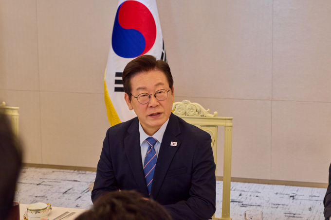  이재명 대통령이 18일 서울 용산 대통령실 청사에서 열린 증권사 리서치센터장 오찬 간담회에서 발언하고 있다./사진=대통령실 제공