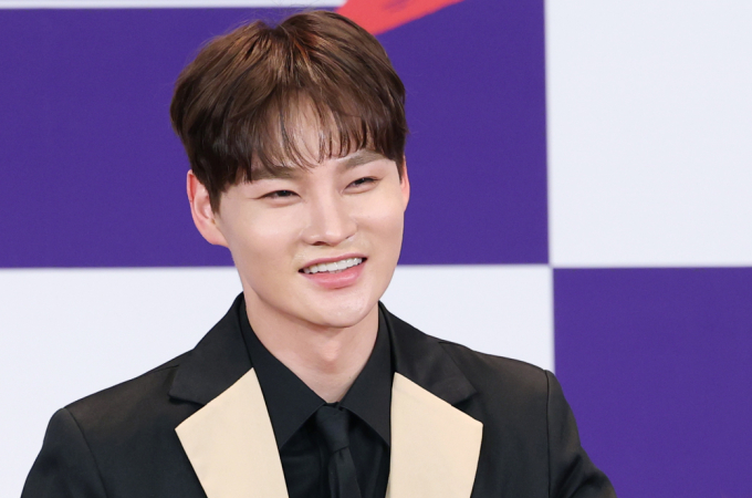 가수 박서진이 오는 20일 방송되는 KBS 2TV '살림하는 남자들 시즌2'에 출연해 자신의 혼전순결을 밝힌다. 사진은 지난 3월12일 가수 박서진이 서울 마포구 누리꿈스퀘어 비즈니스타워에서 열린 MBN ‘현역가왕2’ TOP7 종영 기자 간담회에서 포즈를 취하고 있는 모습. /사진=뉴스1