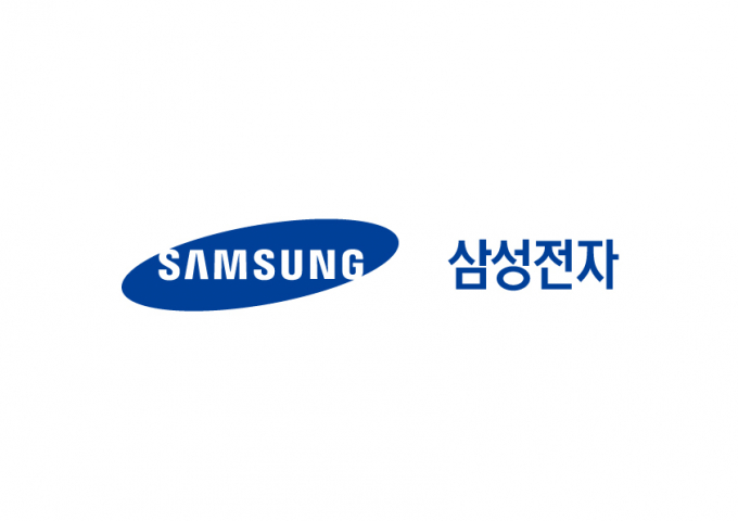 미래에셋증권이 22일 삼성전자의 목표 주가를 11만1000원으로 상향했다. 업종의 변화가 긍정적이며, 삼성전자의 파운드리 사업부의 가치가 아직 저평가됐다는 의견에 따른 것이다. /사진=삼성전자