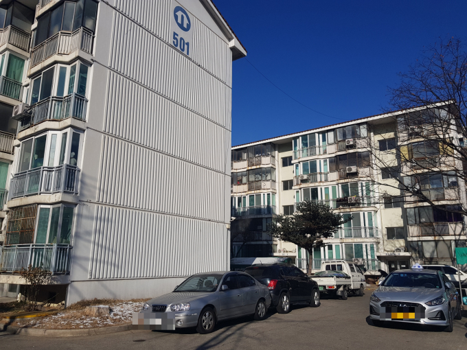 상계주공 5단지 재건축 조합이 지난 20일 한화건설부문을 새로운 시공사로 선정했다. 사진은 서울 노원구 상계주공5단지 아파트 전경./ 사진=머니투데이
