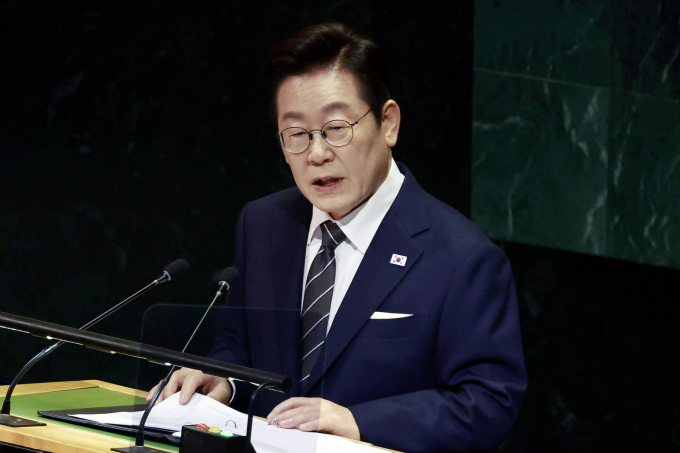 이재명 대통령이 20분 동 연설로 세계 최대 다자외교 무대인 유엔총회 데뷔전을 치렀다. 사진은 지난 23일(현지시각) 미국 뉴욕 유엔 본부에서 열린 제80차 유엔 총회에서 기조연설에 나선 이 대통령. /사진=뉴시스